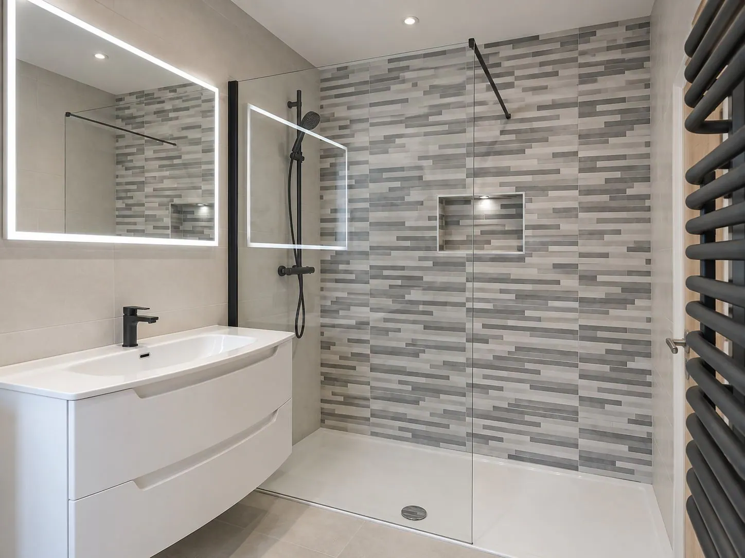 Ealing family bathroom, photo 3