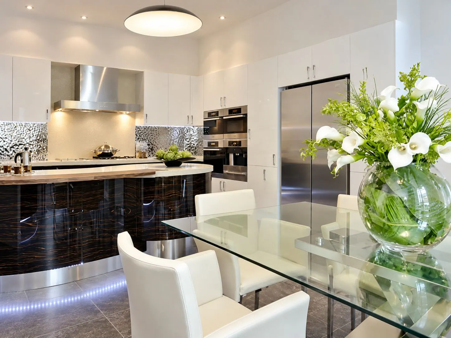 South Audley Street, photo 1