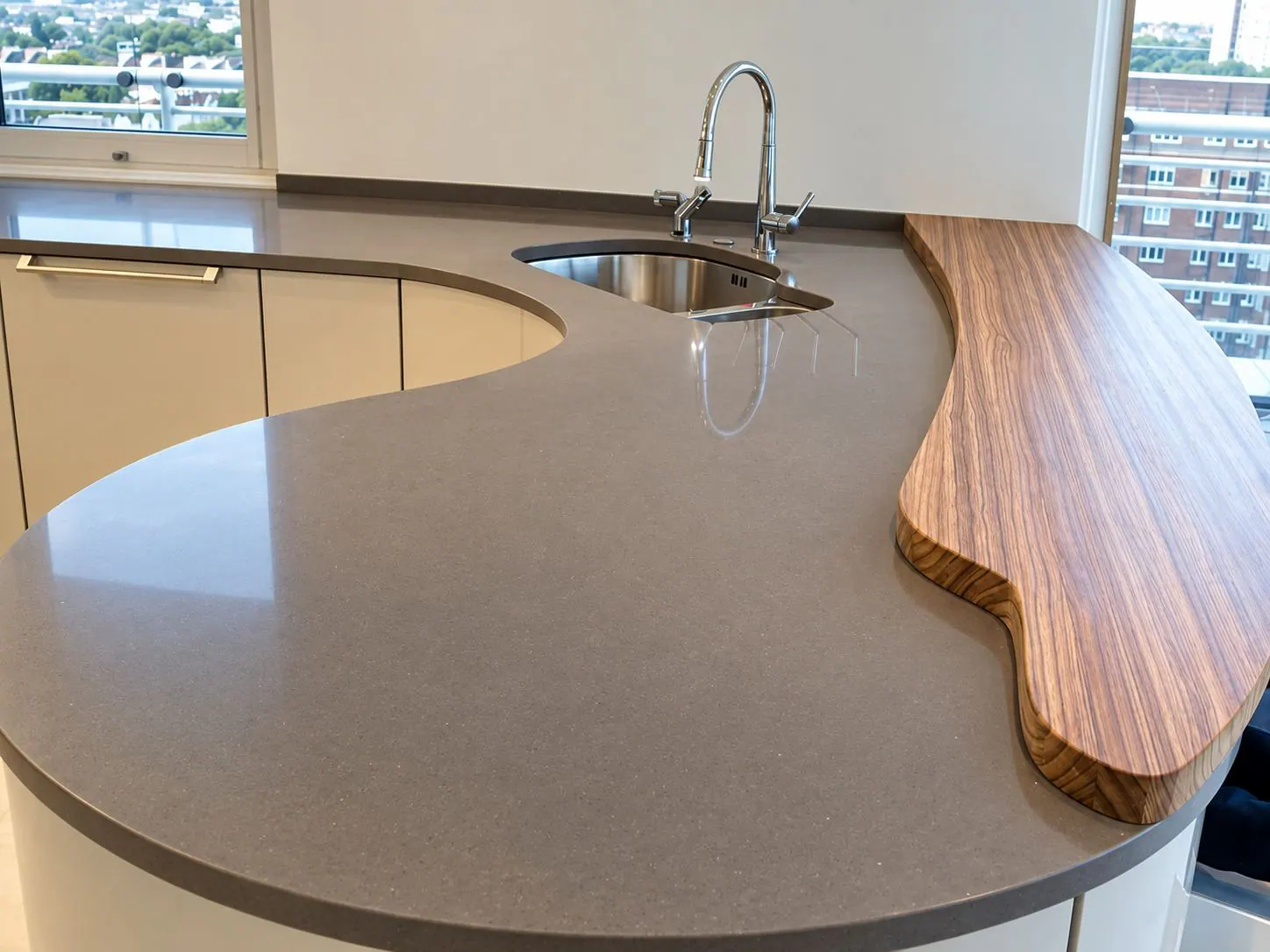 Abbey Road kitchen, photo 3