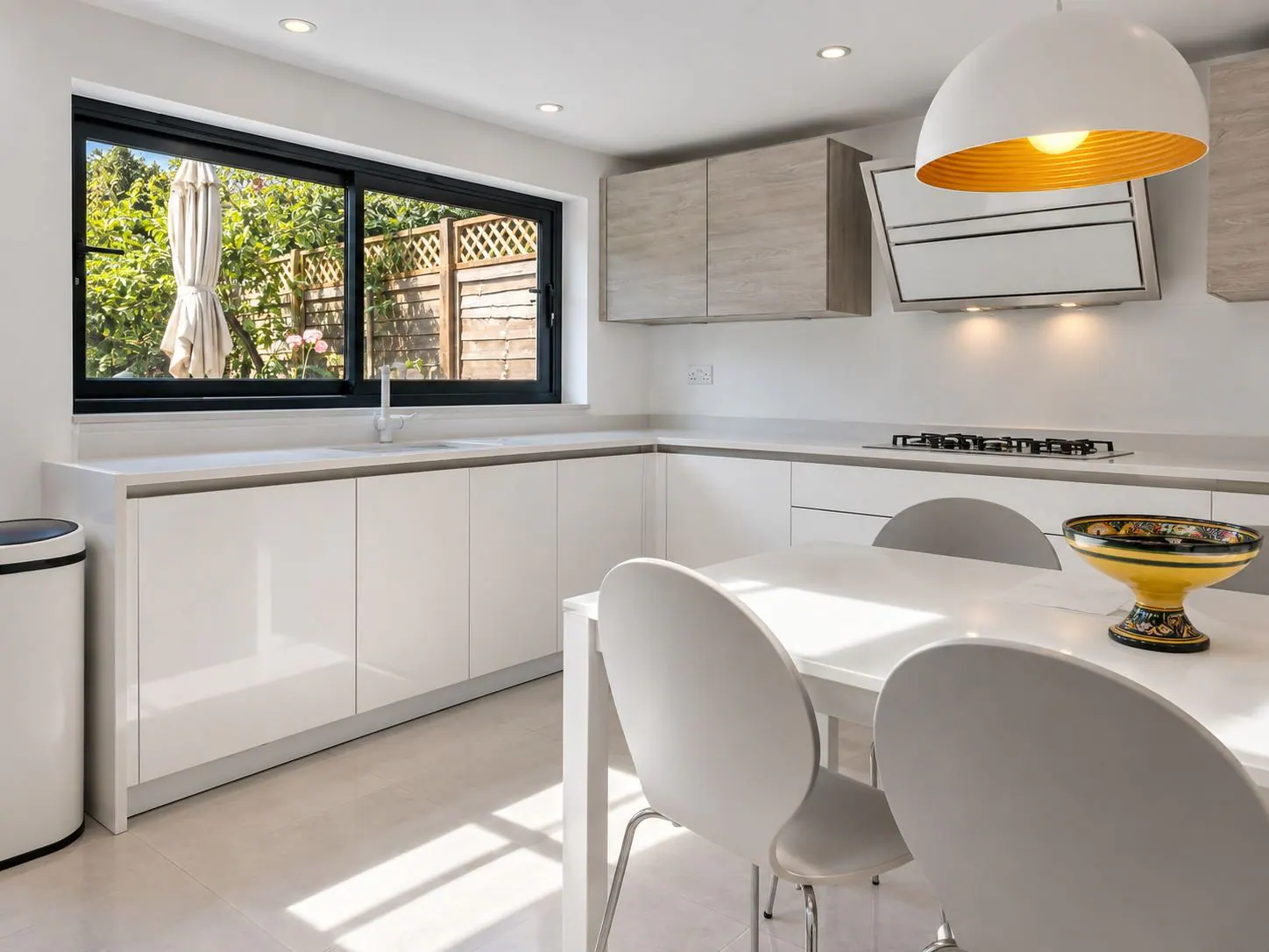 Highbury kitchen, photo 1